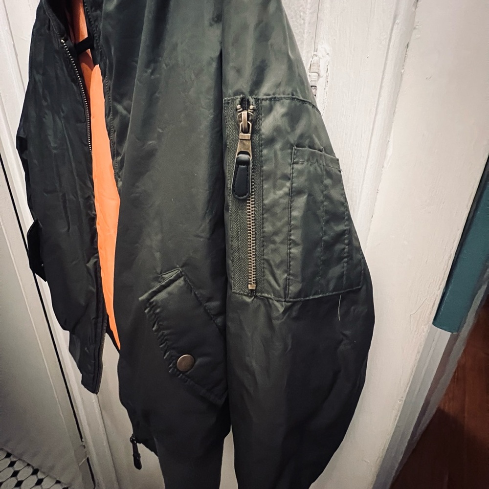 Bomber jacket - Picture 5 of 5